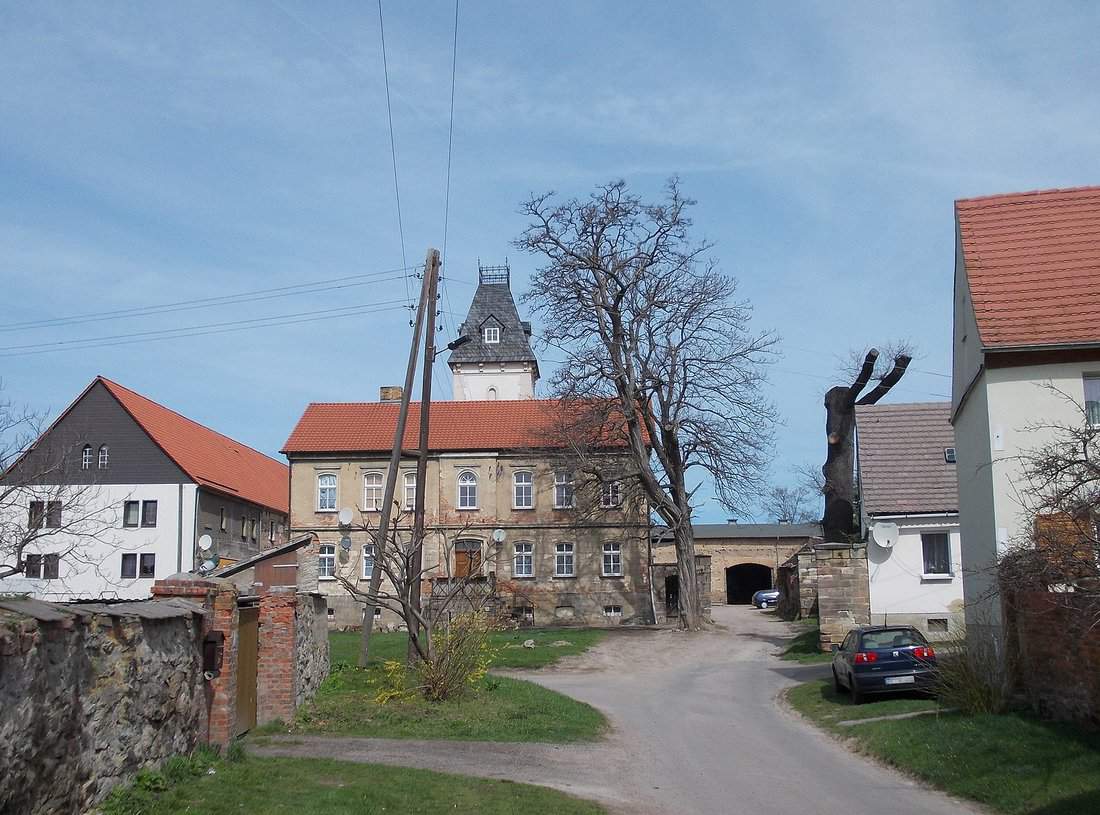 Gut mit Turm in Großgräfendorf (Stadt Bad Lauchstädt)