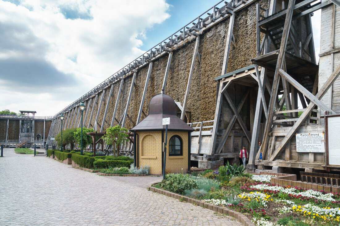 Die 10 schönsten Ausflugsziele rund um Bad Lauchstädt Gradierwerk Bad Dürrenberg